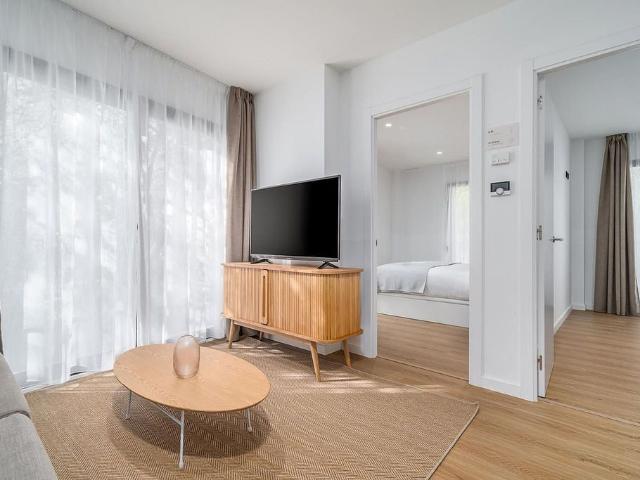 Piso en venta en calle Del Doctor Martí Julià, Hospitalet de Llobregat, L´, de 72 m² 2 habitaciones por 450.000