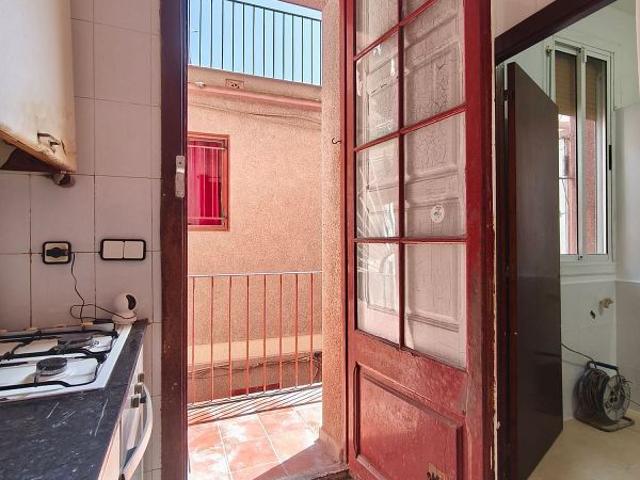 Piso en venta en calle Del Doctor Martí Julià, Hospitalet de Llobregat, L´, de 30 m² 1 habitación por 127.000