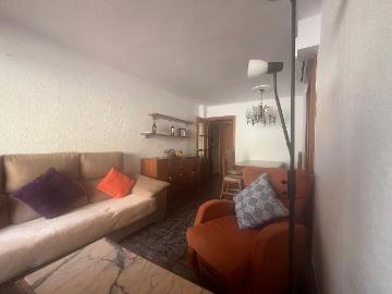Piso en venta en calle Del Doctor Robert, Badalona, de 60 m² 3 habitaciones por 290.000