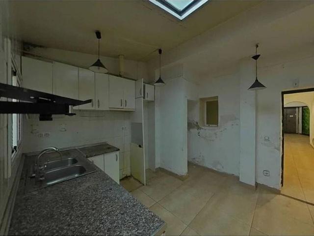 Piso en venta en calle Del Doctor Trueta, Barcelona, de 75 m² 3 habitaciones por 387.000