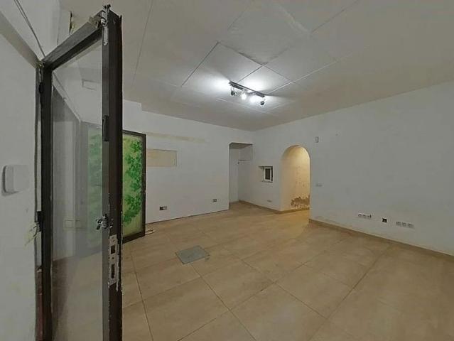 Piso en venta en calle Del Doctor Trueta, Barcelona, de 85 m² 3 habitaciones por 387.000