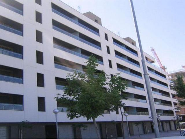 Piso en venta en calle Del Doctor Trueta, Lleida, de 76 m² 3 habitaciones por 184.000