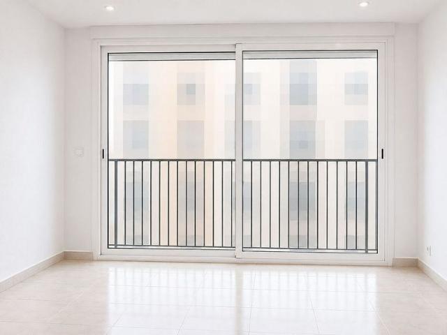 Piso en venta en calle Del Dos de Maig, Barcelona, de 75 m² 3 habitaciones por 420.000