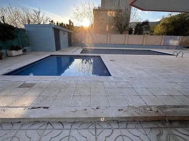 Piso en venta en calle Del Ferrocarril, Sitges, de 74 m² 2 habitaciones por 398.000