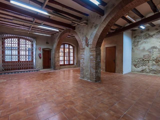 Piso en venta en calle Del Forn Nou, Figueres, de 575 m² 1 habitación por 450.000
