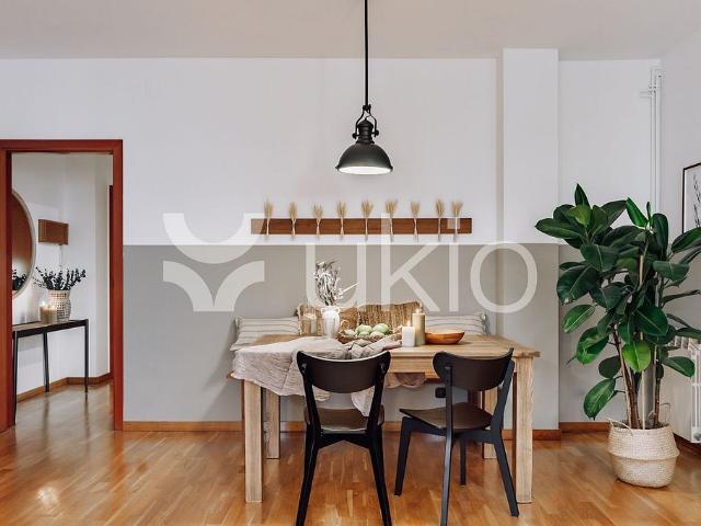 Piso en venta en calle Del Francolí, Barcelona, de 70 m² 2 habitaciones por 570.000