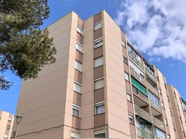 Piso en venta en avenida Del Montsant, Tarragona, de 63 m² 3 habitaciones por 38.000