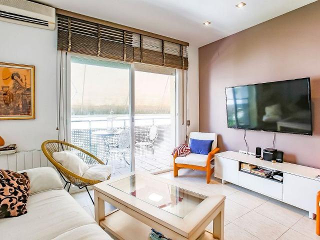Piso en venta en calle Del Garraf, Sitges, de 79 m² 3 habitaciones por 550.000