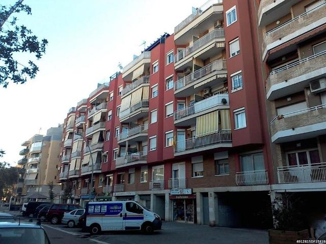 Piso en venta en calle Del General Palafox, Castelldefels, de 84 m² 3 habitaciones por 221.000