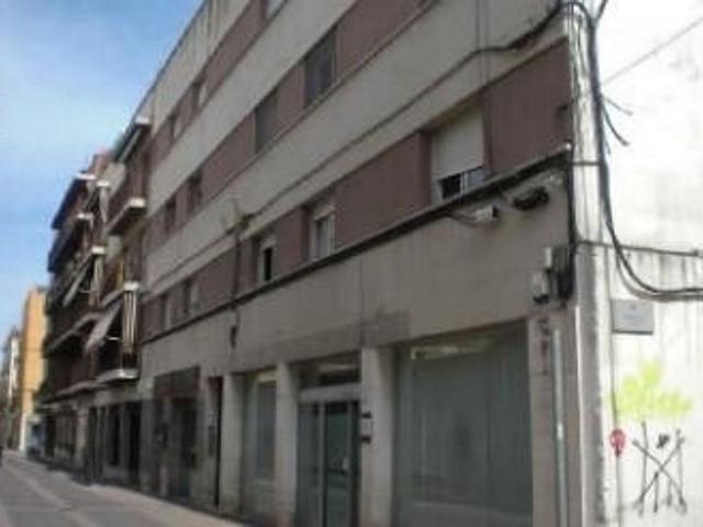 Piso en venta en calle Del Jardí, Vilanova i La Geltrú, de 85 m² 3 habitaciones por 128.000