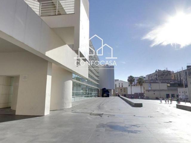Piso en venta en calle Del Lleó, Barcelona, de 43 m² por 92.000
