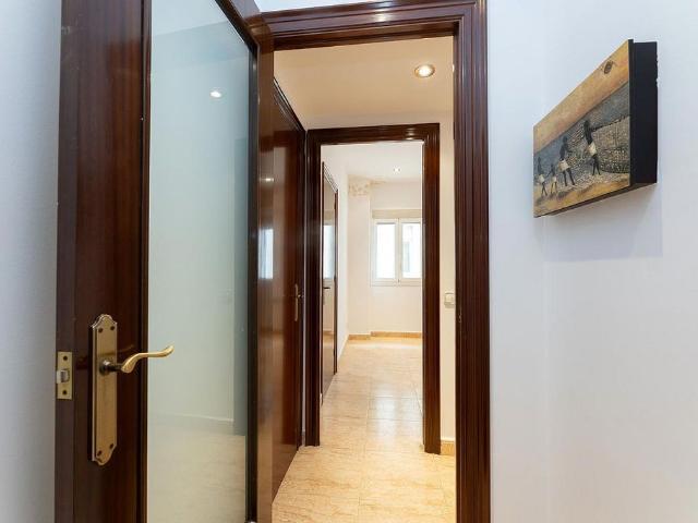 Piso en venta en calle Del Mar, Barcelona, de 52 m² 2 habitaciones por 370.000