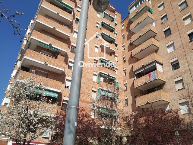 Piso en venta en calle Del Mas Estaper, Granollers, de 92 m² 4 habitaciones por 110.000