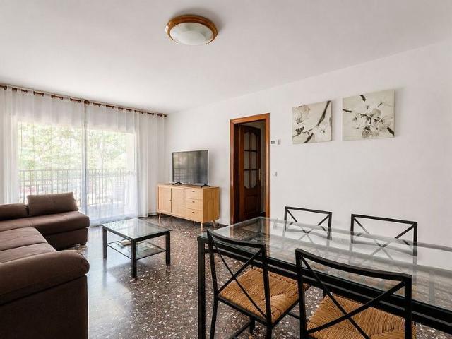 Piso en venta en calle Del Mig, Mataró, de 96 m² 4 habitaciones por 230.000
