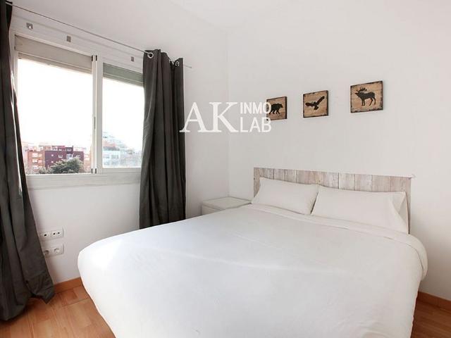 Piso en venta en calle Del Montseny, Hospitalet de Llobregat, L´, de 64 m² 2 habitaciones por 180.000