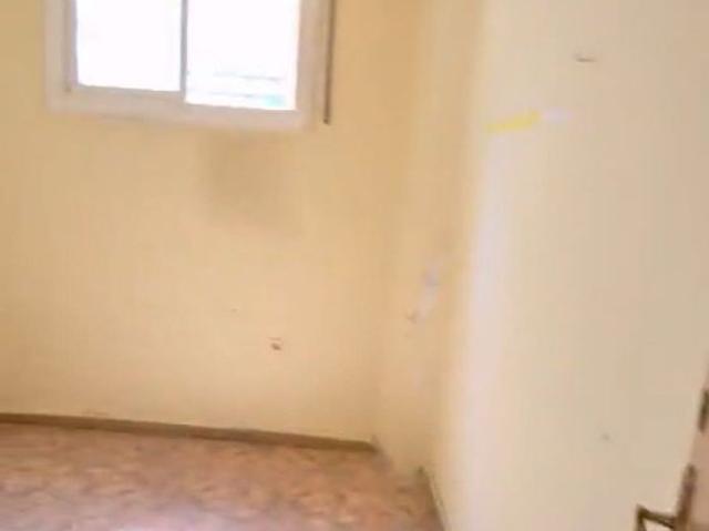 Piso en venta en calle Del Montseny, Hospitalet de Llobregat, L´, de 60 m² 3 habitaciones por 138.000