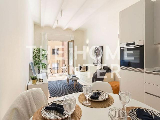 Piso en venta en calle Del Moianès, Barcelona, de 82 m² 2 habitaciones por 470.000