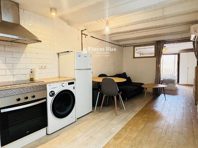 Piso en venta en calle Del Nou, Barcelona, de 35 m² 1 habitación por 189.000