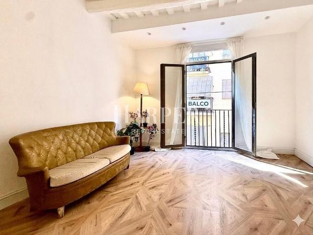 Piso en venta en calle Del Nou, Barcelona, de 50 m² 1 habitación por 288.000