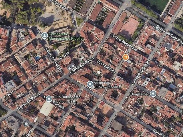 Piso en venta en calle Del Padró, Ripollet, de 64 m² 3 habitaciones por 101.000