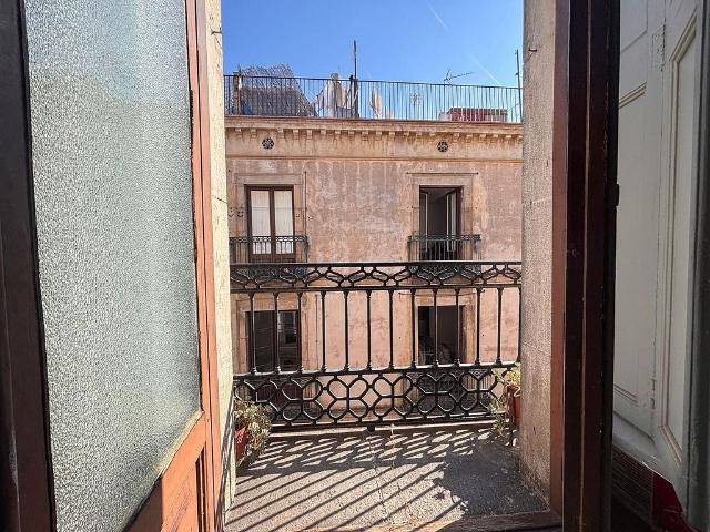 Piso en venta en calle Del Palau, Barcelona, de 188 m² 5 habitaciones por 685.000