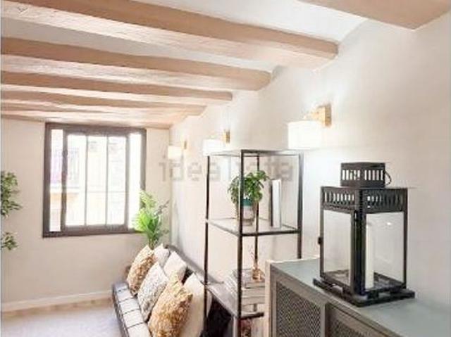 Piso en venta en calle Del Palau de la Música, Barcelona, de 43 m² 1 habitación por 205.000