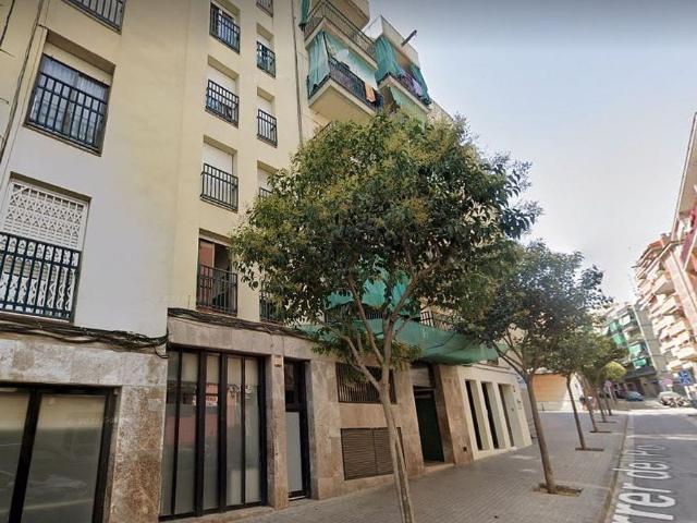Piso en venta en calle Del Poeta Josep Punsola, Mataró, de 82 m² 3 habitaciones por 65.000