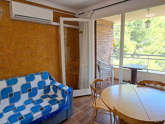 Piso en venta en calle De Josep Pla, Salou, de 60 m² 3 habitaciones por 185.000