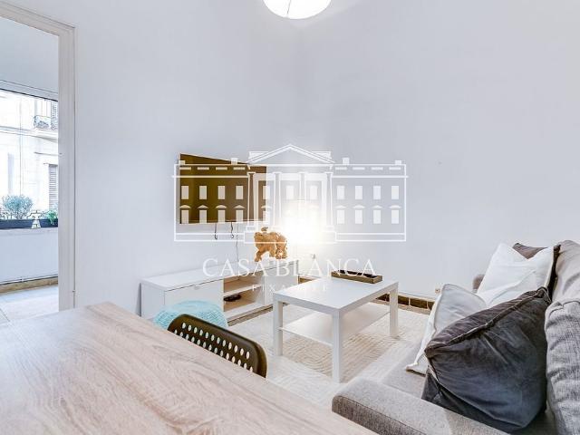 Piso en venta en calle Del Planeta, Barcelona, de 85 m² 3 habitaciones por 415.000