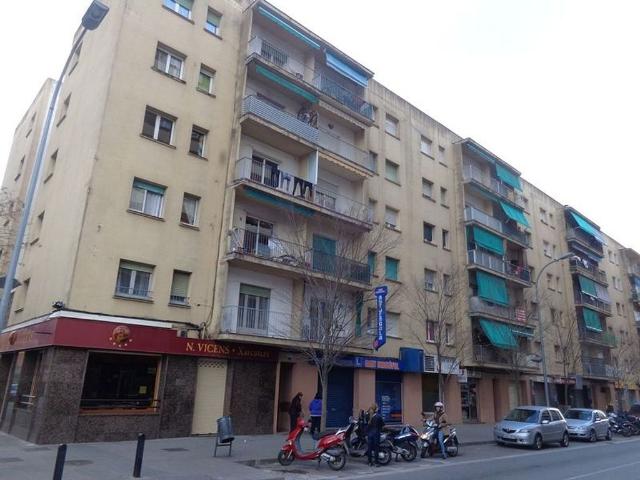 Piso en venta en calle Del President Francesc Macià, Salt, de 77 m² 1 habitación por 63.700