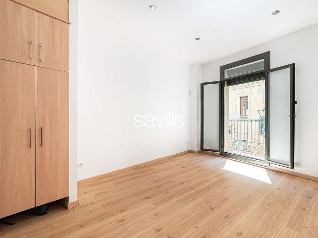 Piso en venta en calle Del Príncep de Viana, Barcelona, de 47 m² 1 habitación por 225.000
