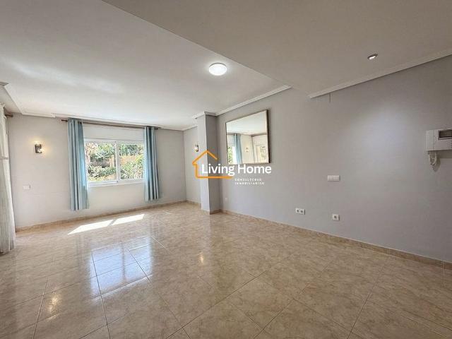 Piso en venta en calle Del Priorat, Salou, de 84 m² 2 habitaciones por 188.000