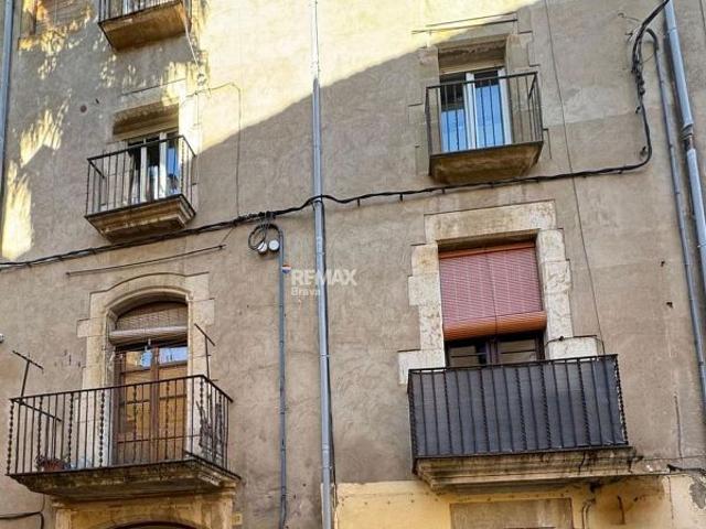 Piso en venta en calle Del Raval, Bisbal d´Empordà, La, de 75 m² 2 habitaciones por 180.000
