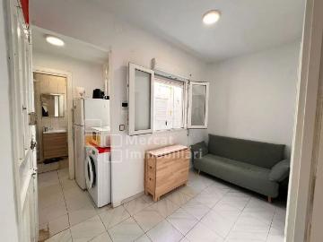 Piso en venta en calle Del Rosselló, Hospitalet de Llobregat, L´, de 47 m² 2 habitaciones por 190.000