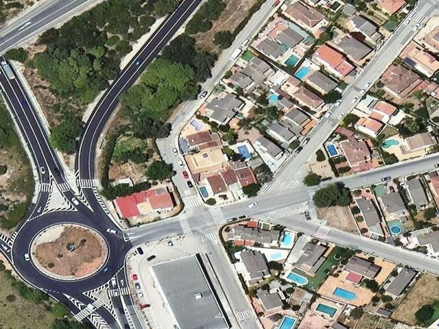 Piso en venta en calle Del Segre, Vendrell, El, de 151 m² 4 habitaciones por 153.000
