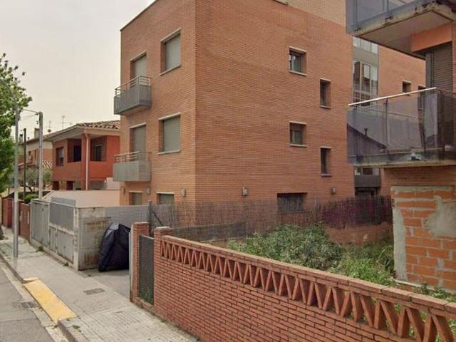 Piso en venta en calle Del Sol, Cerdanyola del Vallès, de 138 m² 4 habitaciones por 380.000