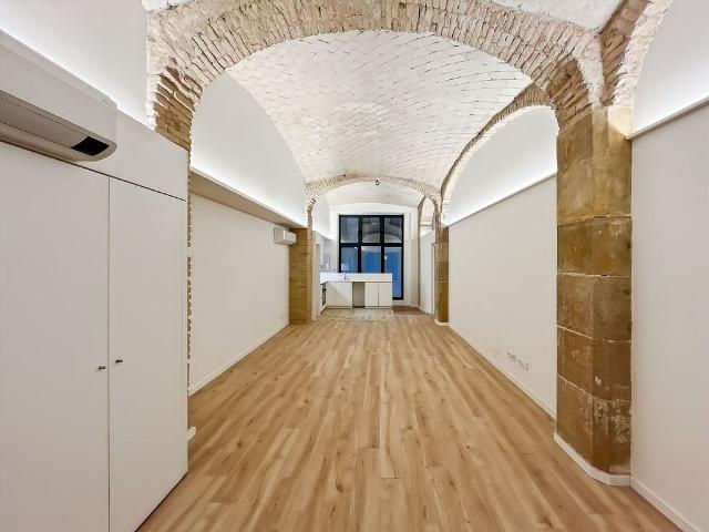 Piso en venta en calle Dels Codols, Barcelona, de 66 m² 1 habitación por 365.000
