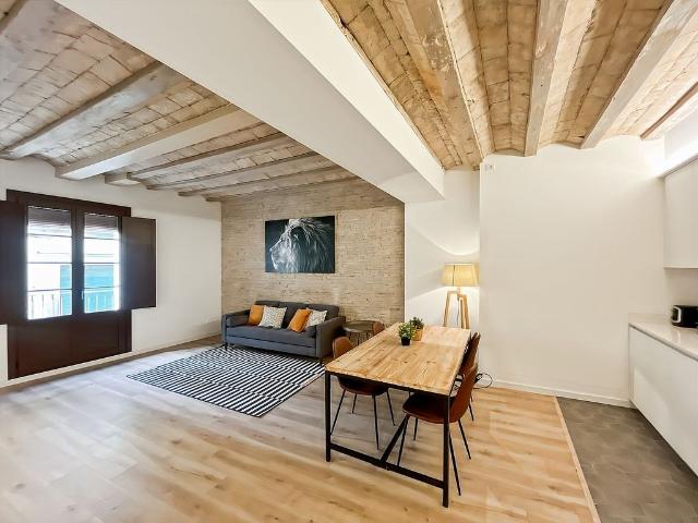 Piso en venta en calle Dels Codols, Barcelona, de 72 m² 2 habitaciones por 540.000