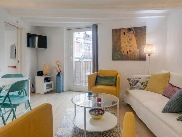 Piso en venta en calle Dels Còdols, Barcelona, de 75 m² 2 habitaciones por 330.000