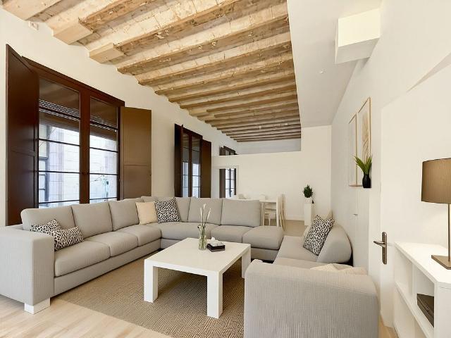 Piso en venta en calle Dels Codols, Barcelona, de 89 m² 3 habitaciones por 530.000