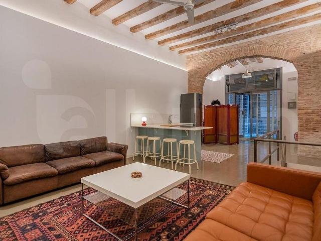 Piso en venta en calle Dels Còdols, Barcelona, de 130 m² 1 habitación por 289.000