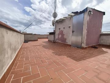 Ático en venta en calle Dels Catalans, Cornellà de Llobregat, de 50 m² 3 habitaciones por 195.000