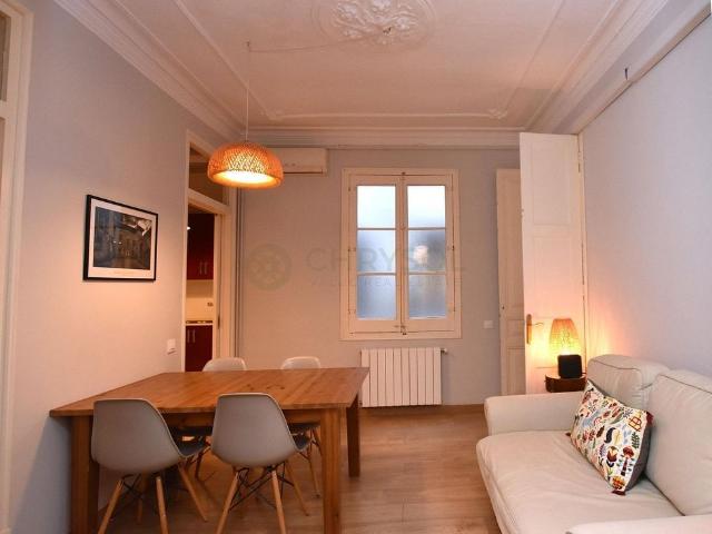 Piso en venta en calle Dels Cecs de la Boqueria, Barcelona, de 85 m² 3 habitaciones por 460.000