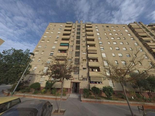 Piso en venta en calle Dels Aprestadors, Sabadell, de 88 m² 3 habitaciones por 108.000