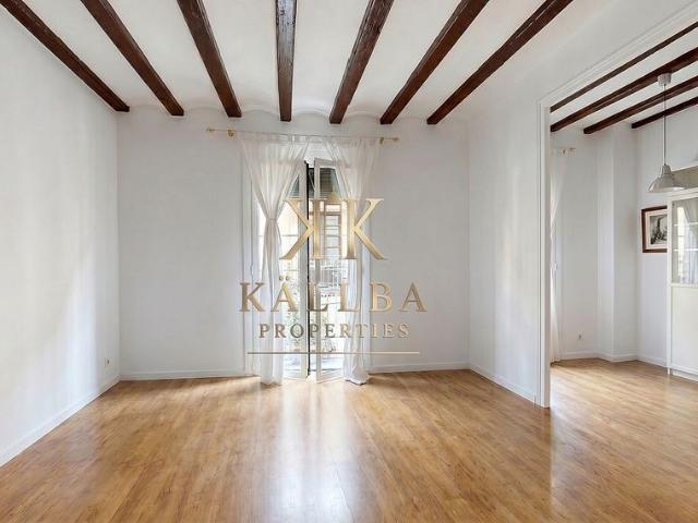 Piso en venta en calle Dels Banys Nous, Barcelona, de 107 m² 2 habitaciones por 500.000