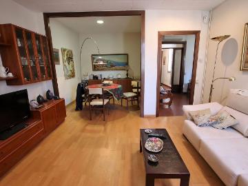 Piso en venta en calle Dels Banys Vells, Barcelona, de 125 m² 4 habitaciones por 450.000