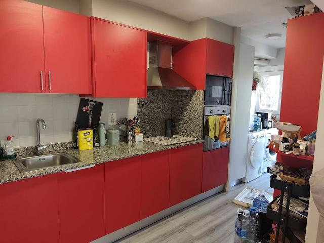 Piso en venta en calle Dels Estudis, Torelló, de 90 m² 3 habitaciones por 162.000