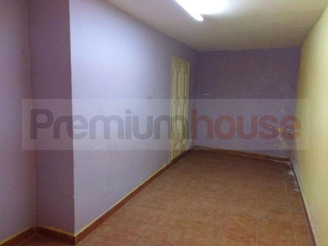 Piso en venta en calle Dels Lledó, Barcelona, de 66 m² 2 habitaciones por 179.900
