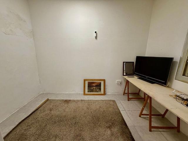 Piso en venta en calle Dels Magatzems, Barcelona, de 37 m² por 120.000