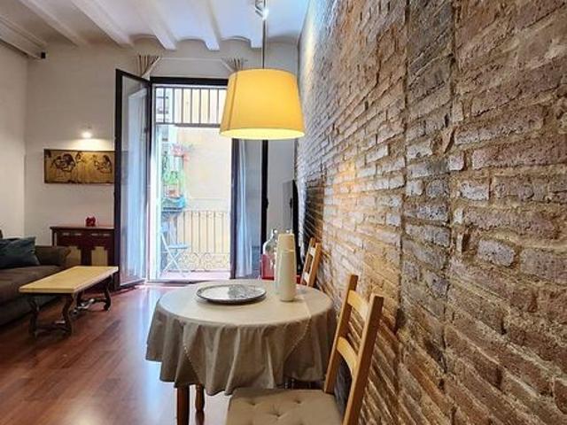 Piso en venta en calle Dels Salvador, Barcelona, de 44 m² 1 habitación por 199.000